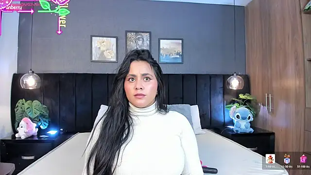 Snapshot of alejandra__garcia chatting on 07.05.26 alejandra garcia online show from 07.05.26