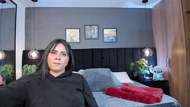 Snapshot of alejandra__garcia chatting on 07.08.26 alejandra garcia online show from 07.08.26