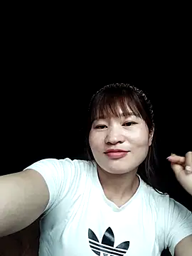 Lilinn  online show from 04.28.26