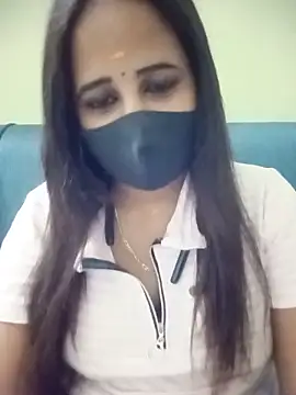 Snapshot of Tamil_Rani- chatting on 06.19.26 Tamil Rani- online show from 06.19.26