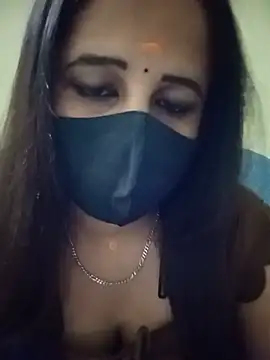 Snapshot of Tamil_Rani- chatting on 06.21.26 Tamil Rani- online show from 06.21.26