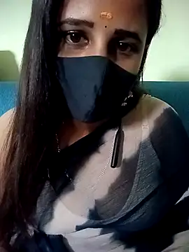 Snapshot of Tamil_Rani- chatting on 07.07.26 Tamil Rani- online show from 07.07.26