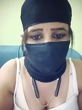 Snapshot of Tamil_Rani- chatting on 07.14.26 Tamil Rani- online show from 07.14.26