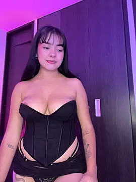Sophia Wy online show from 04.19.26