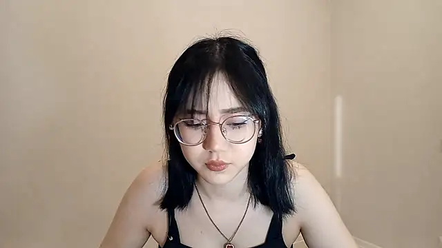 Snapshot of SolvedGlobe chatting on 03.27.26 SolvedGlobe online show from 03.27.26