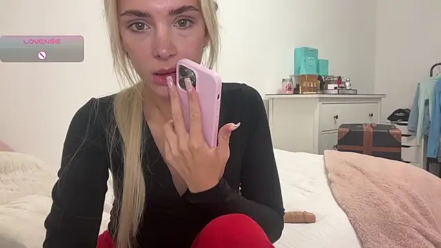 Naughtyblondex online show from 07.17.26