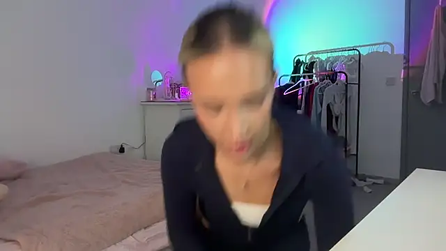 Naughtyblondex online show from 08.05.26