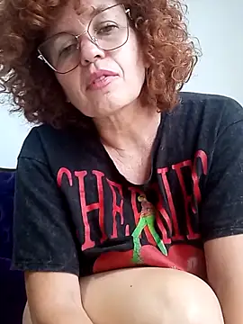 Snapshot of roxybykiss chatting on 03.18.26 roxybykiss online show from 03.18.26