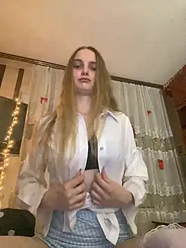 LunaVey online show from 06.11.26