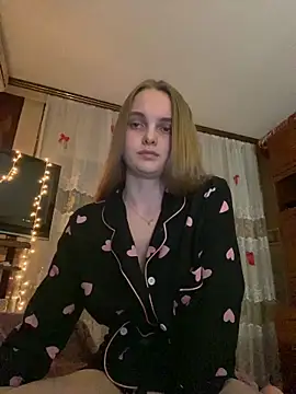 LunaVey online show from 06.18.26
