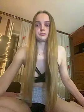 LunaVey online show from 07.03.26