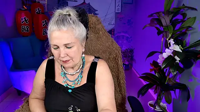 LilaMaharani online show from 08.05.26