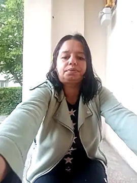 roxana e43 online show from 04.21.26