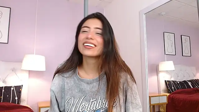 Snapshot of Cataleyaa23 chatting on 05.18.26 Cataleyaa23 online show from 05.18.26