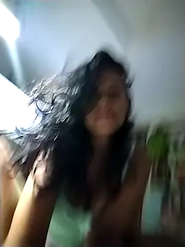 Snapshot of Miacurvi chatting on 03.13.26 Miacurvi online show from 03.13.26