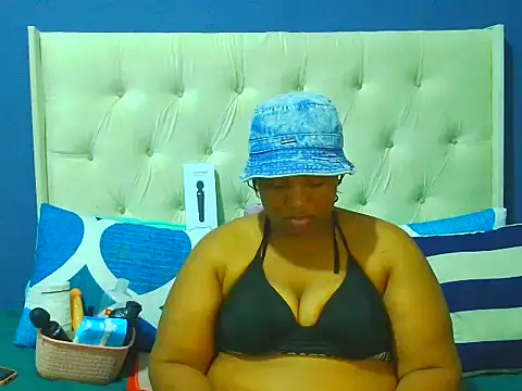 Cuddle Zee online show from 03.01.26