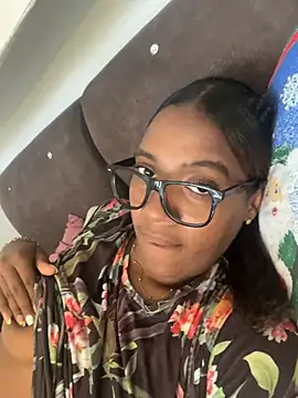 Emi rousse online show from 04.06.26