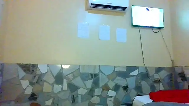 Snapshot of Athenasnew chatting on 04.18.26 Athenasnew online show from 04.18.26