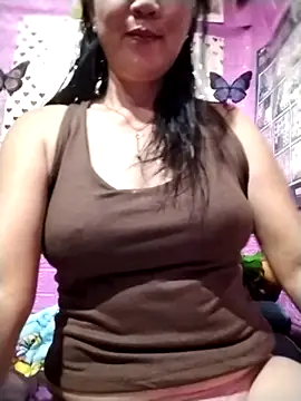 sweet lyn2025 online show from 04.20.26