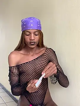 Kinky-Nicky04 online show from 06.27.26