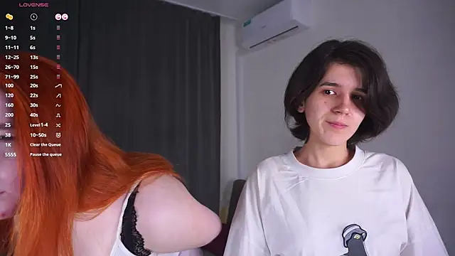 LenoreOlevera online show from 04.04.26