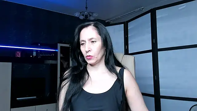 Snapshot of Lucky_Milf chatting on 07.09.26 Lucky Milf online show from 07.09.26