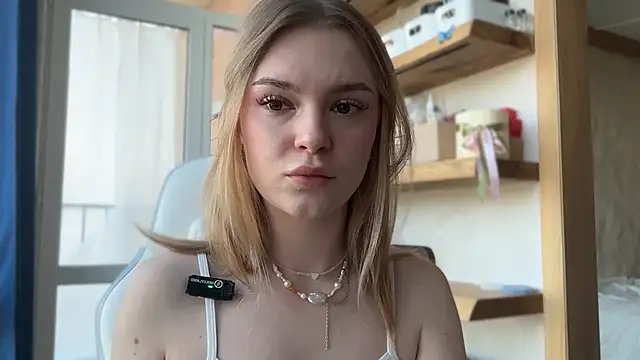 cyberl0ve  online show from 04.21.26