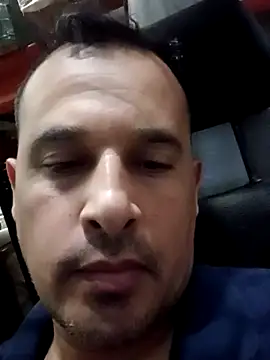 Snapshot of Ezehombre chatting on 03.20.26 Ezehombre online show from 03.20.26