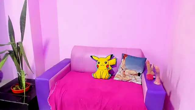 Snapshot of doll_katiuska chatting on 05.22.26 doll katiuska online show from 05.22.26