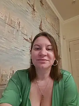 LaraHarper online show from 04.19.26