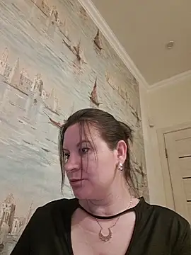 LaraHarper online show from 05.05.26