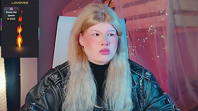 LilithNlsn online show from 04.19.26