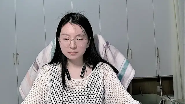 Eeya-36 online show from 04.25.26