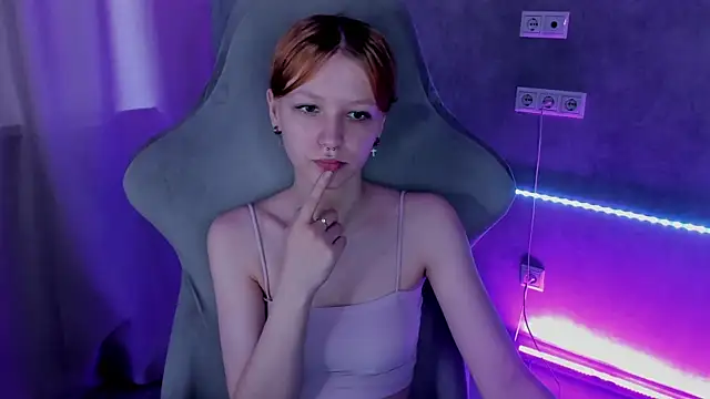 Snapshot of Emma_Dusk chatting on 07.15.26 Emma Dusk online show from 07.15.26