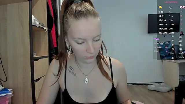 Mary Blu online show from 09.29.25