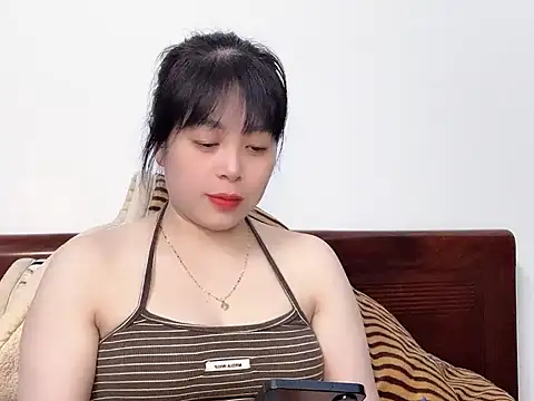 Snapshot of Orgasm-cum01 chatting on 04.23.26 Orgasm-cum01 online show from 04.23.26