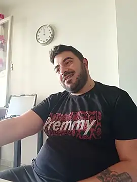 Snapshot of bear_skinny chatting on 05.30.26 bear skinny online show from 05.30.26
