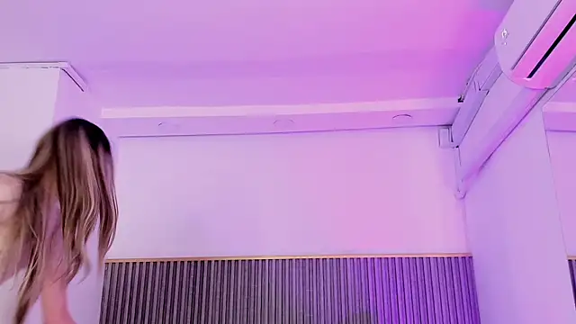 ashvalentine  online show from 04.02.26