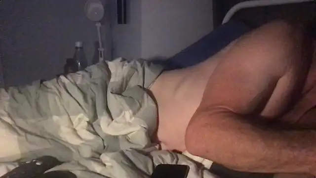 Snapshot of MrBombasticxxx chatting on 04.30.26 MrBombasticxxx online show from 04.30.26