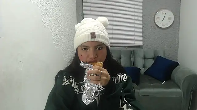 Snapshot of kimmyfuckass chatting on 04.20.26 kimmyfuckass online show from 04.20.26