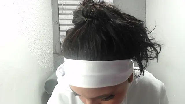 Snapshot of kimmyfuckass chatting on 05.05.26 kimmyfuckass online show from 05.05.26