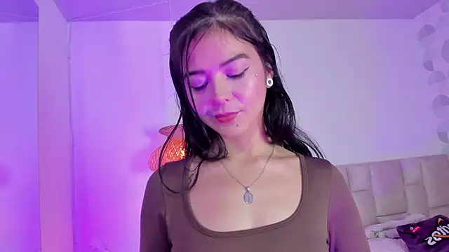 Snapshot of Vanessa_cruz_18 chatting on 05.30.26 Vanessa cruz 18 online show from 05.30.26