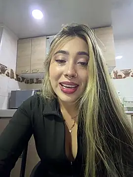 ManuelaVeeleez online show from 03.13.26