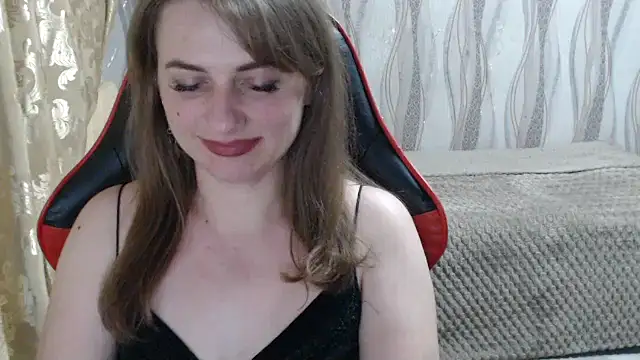 LioraW online show from 03.08.26