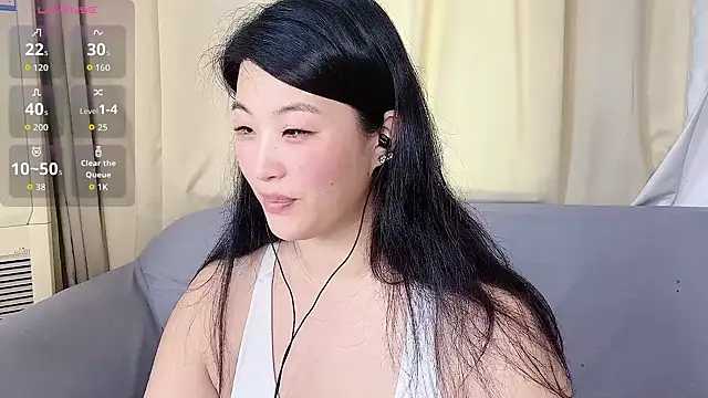 Snapshot of Tavie1744 chatting on 05.25.26 Tavie1744 online show from 05.25.26