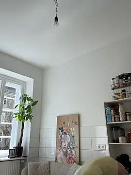 SkinnyLilly online show from 04.30.26
