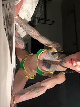 SkinnyLilly online show from 06.08.26