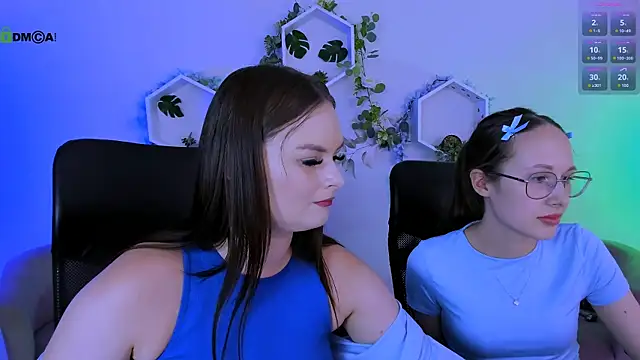 Snapshot of miss_courtney_ chatting on 07.19.26 miss courtney online show from 07.19.26