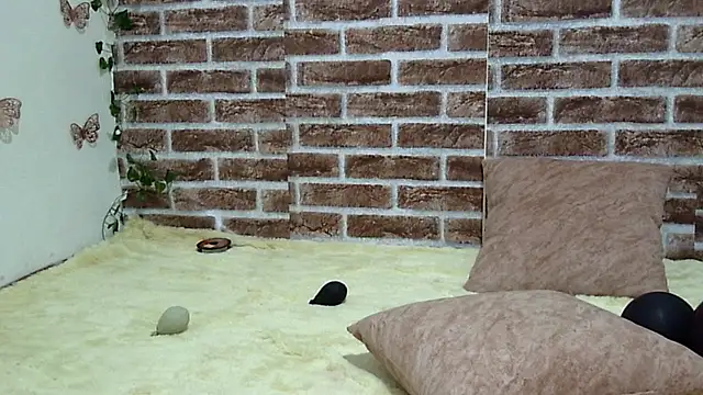 Snapshot of Katia_Cutte chatting on 03.15.26 Katia Cutte online show from 03.15.26