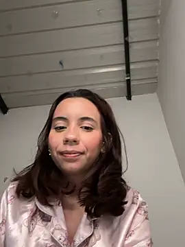 Nicole Cute04 online show from 04.23.26